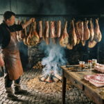 Wie August mit Rauch Schinken und Speck selbst herstellt